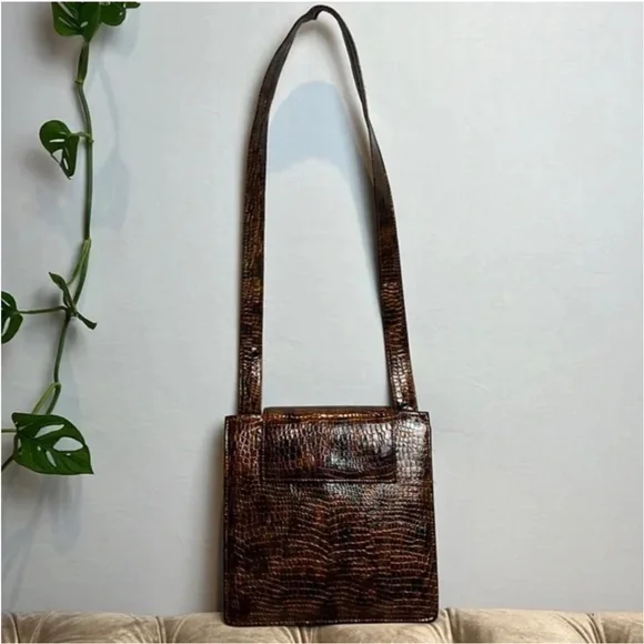 Vintage Timothy Hitsman Snakeskin Cossbody Bag Purse Pocketbook w/ Gold Interior - Picture 3 of 8